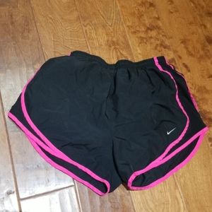 Nike tempo running shorts size Medium